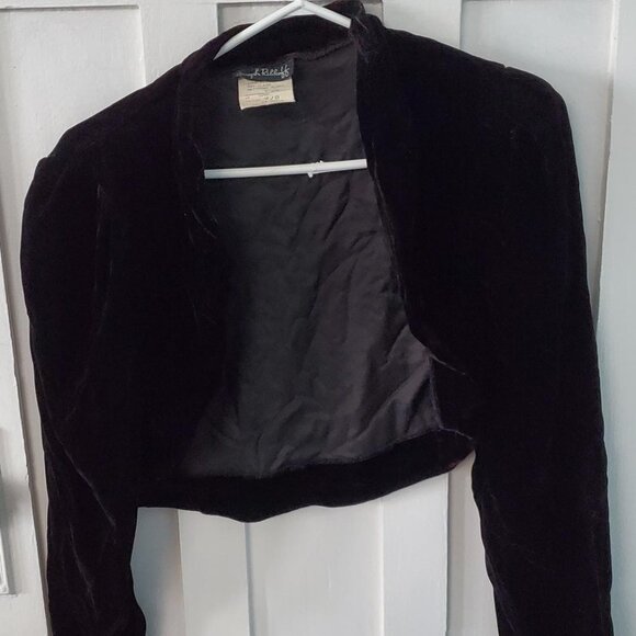 Velvet Bolero - Picture 1 of 4